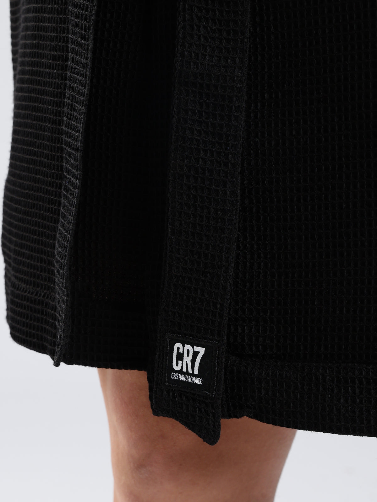 CR7 Men's Waffle Weave Black Bathrobe