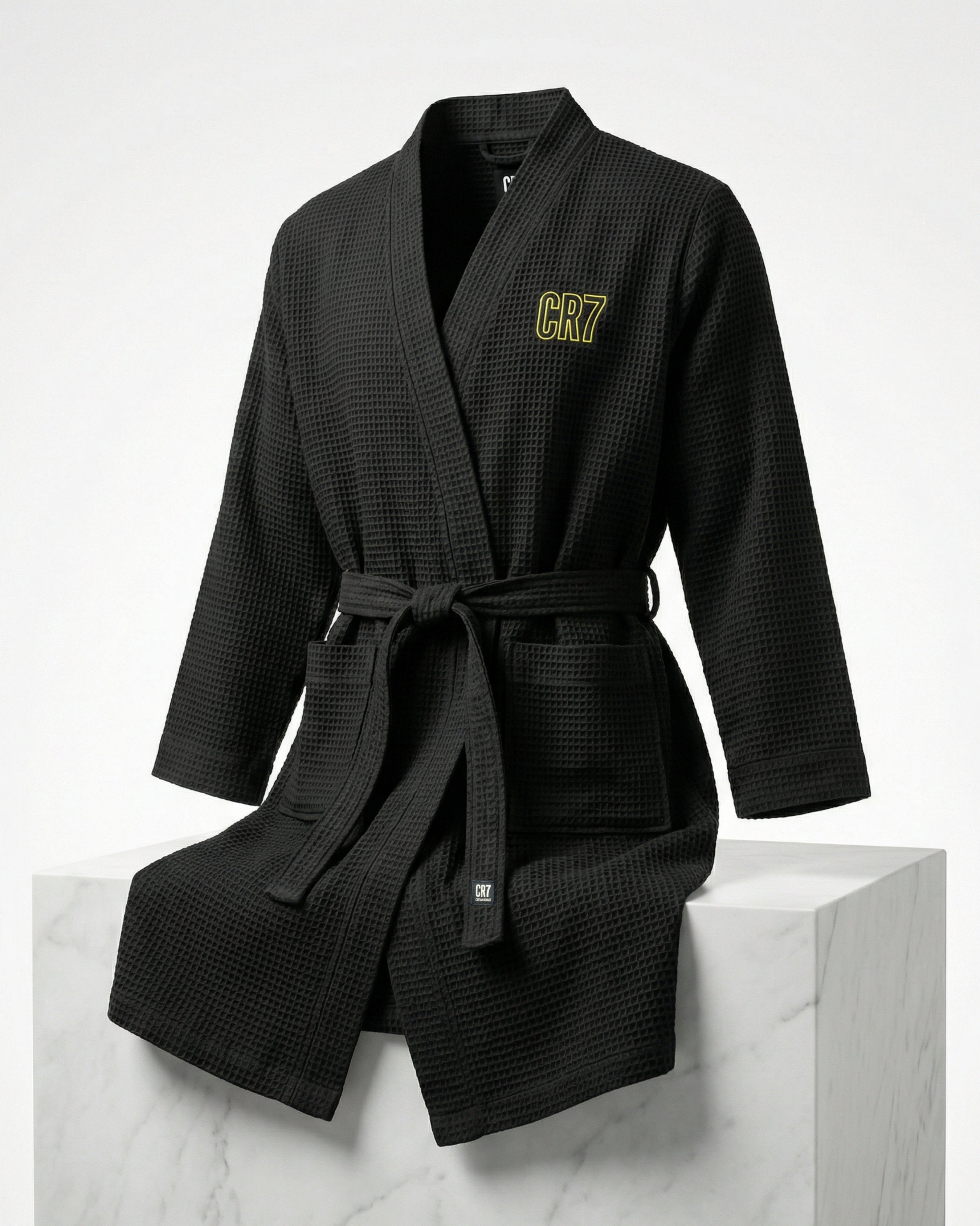 CR7 Cristiano Ronaldo Men’s Premium Waffle Bathrobe Black – Luxury Comfort with Iconic CR7 Branding